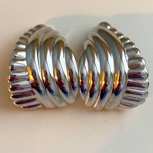 MONET EARRINGS-Silver tone post earrings with scalloped design